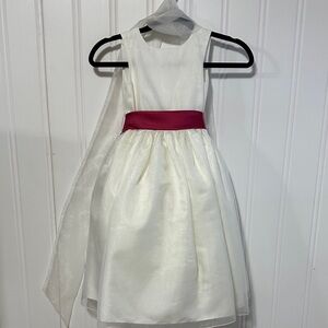 David’s Bridal Elegant Ivory Sleeveless Dress with Sash Girls Size 5
